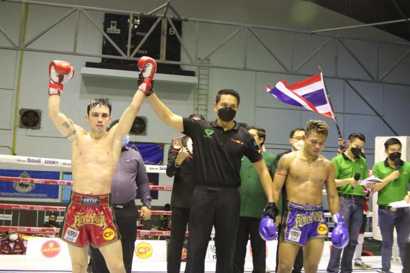 คู่ที่ 3 พิกัด 135 ปอนด์...วันมาริโอ้ เพชรยินดีอะคาเดมี่ ...ชนะคะแนน... เสกสรร ช.ไทยเศรษฐ์