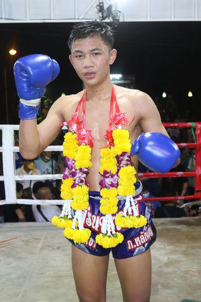 และคู่สุดท้าย คู่ที่ 7  พิกัด 130 ปอนด์...ก้องกุลา สันติอุบล ...แพ้คะแนน... ศรนารายณ์ นายกป๊อดกบินทร