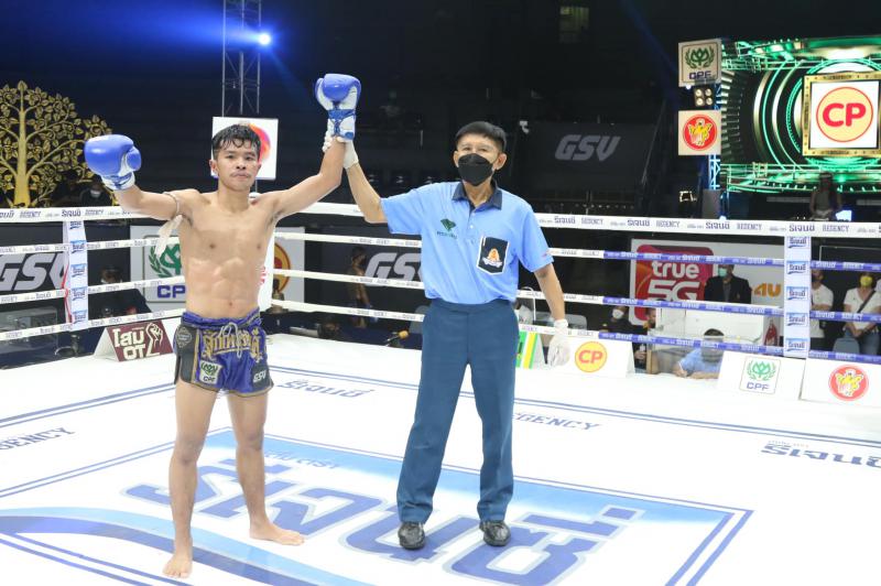 คู่ที่ 3 พิกัด 117 ปอนด์...แก่นแก้ว ส.บุญมีฤทธิ์ ...แพ้คะแนน... เดชเพชร ว.สังข์ประไพ