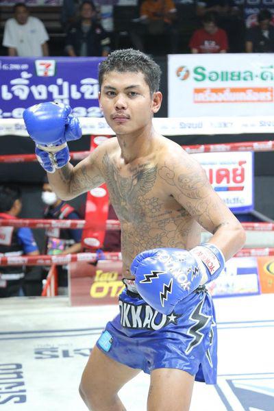 คู่แรก คู่ที่ 1 พิกัด 118 ปอนด์...ศรศึก ก.กัมปนาท ...แพ้คะแนน... ซำป่างาม ป.ประมุข