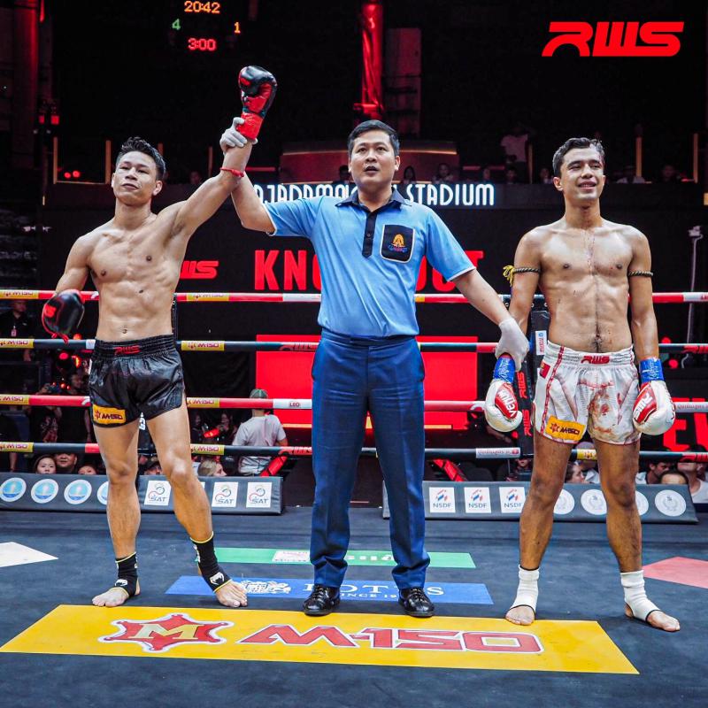 คู่ที่ 3 พิกัด 147 ปอนด์ ฤทธิ์เทวดา สิทธิกุล ...ชนะน็อกยก 2... เชอร์โซด ทีซีมวยไทย