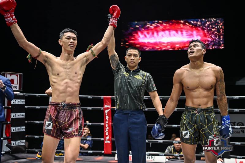 คู่ที่ 5 พิกัด 68 กก. เพื่อไทย พ.พนมพร ...ชนะคะแนน... สิบสองปันนา เกียรติวินัย