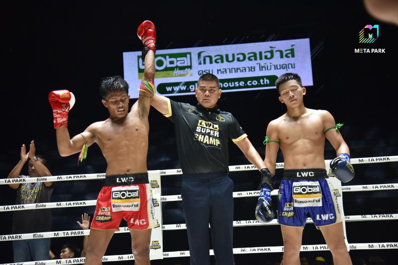คู่ที่ 2 พิกัด 147 ปอนด์ พันชัย MC77 ...ชนะคะแนน... เพชรอานงค์ มงคลเพชร