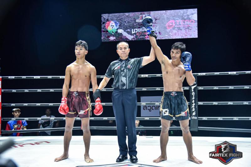 คู่ที่ 3 พิกัด 54 กก. เพชร แฟร์เท็กซ์ ...แพ้คะแนน... เพชรปรีชา ส.การไฟฟ้า