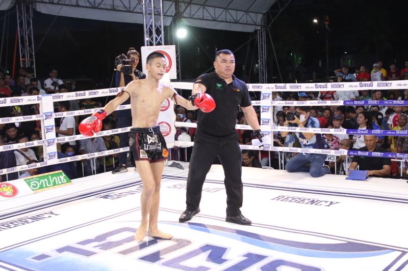 คู่ที่ 2 พิกัด 101 ปอนด์ ทัพไทย ส.เปรมบุตร ...ชนะคะแนน... เสือสองเล ราไวย์มวยไทย