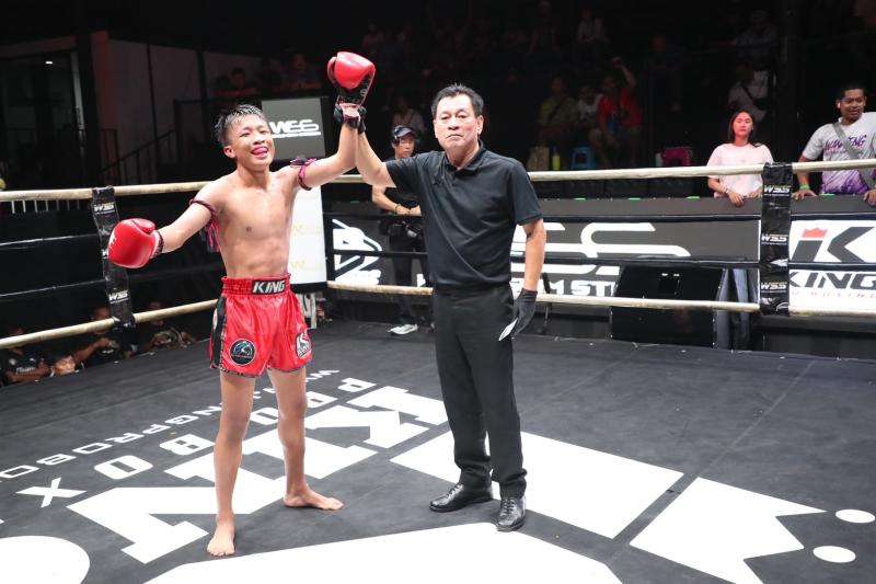 คู่ที่ 4 พิกัด 106 ปอนด์ วันเฮง ก.วุฒิชัย ...ชนะคะแนน... ทุ่งพญาเล็ก TKD.มวยไทย