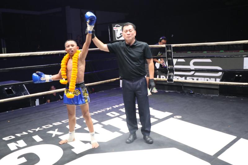 คู่ที่ 7 พิกัด 37 ปอนด์ หยก หยกขาวมวยไทย ...แพ้คะแนน... ซุปเปอร์บอล ธ.เมืองเสมา