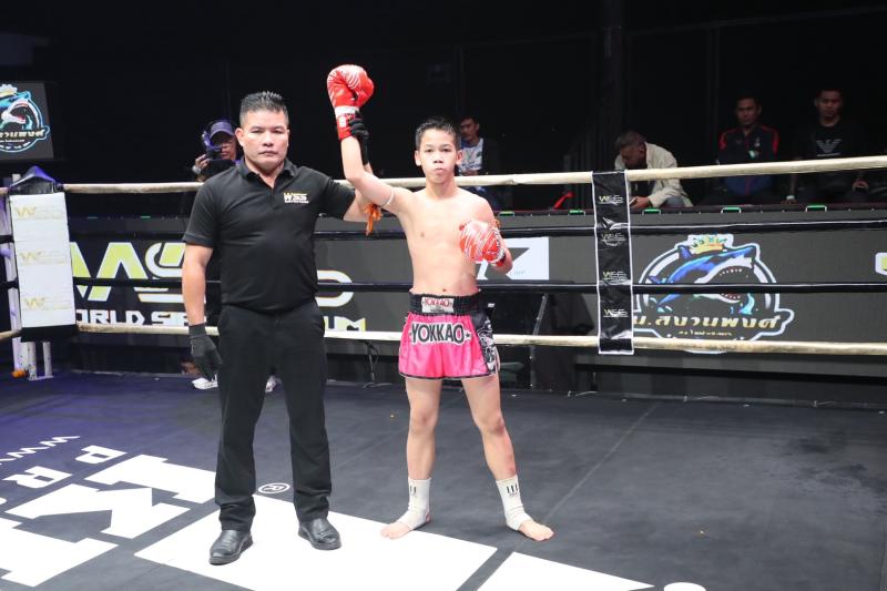 คู่ที่ 3 พิกัด 43.5 กก. เดอะเบส น.นาคสุวรรณ ...ชนะน็อกยก 3... เพชรใหม่ ส.เดชาเวท