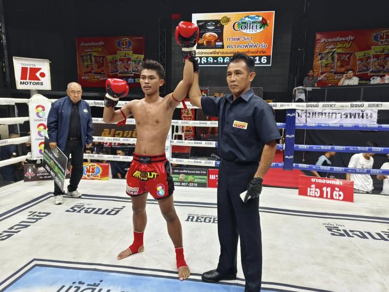 คู่ที่ 5 พิกัด 117 ปอนด์ ทับสมิงคา ทายาทลูกงูเห่า ...ชนะคะแนน... สมิงเดช ตลาดคนเดินเพลินเมืองพล