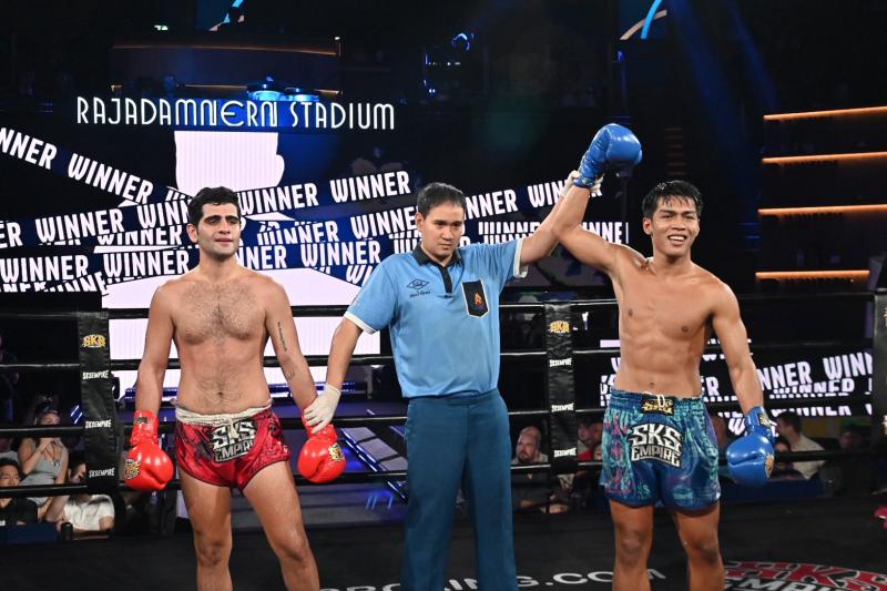 คู่ที่ 7 พิกัด 156 ปอนด์ อาลี แฟมิลี่มวยไทย ...แพ้คะแนน... บุรีรัมย์ ห้าพยัคฆ์มวยไทย คู่ที่ 7 พิกัด 156 ปอนด์ อาลี แฟมิลี่มวยไทย ...แพ้คะแนน... บุรีรัมย์ ห้าพยัคฆ์มวยไทย