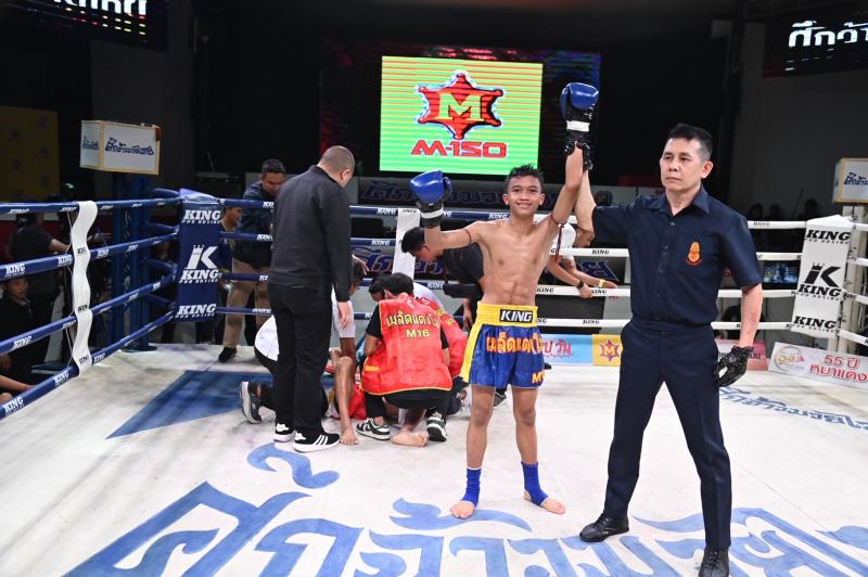 คู่ที่ 4 พิกัด 100 ปอนด์ เวลไฟร์ รถสวยจ่าเจตสายพริ้ว ...แพ้น็อกยก 4... อรรถพลเล็ก สวนจากคาเฟ่