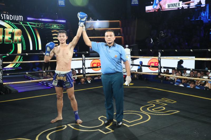 คู่ที่ 5 พิกัด 134 ปอนด์ เพชรเทวดา ส.บุญยรักษ์ ...แพ้คะแนน... พรานพยัคฆ์ พยัคฆ์ภูหลวง