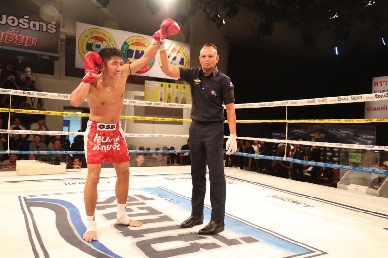 คู่ที่ 2 พิกัด 126 ปอนด์ เสมอสิงห์ ลูกเจ้าพ่อหลวงวัง ...ชนะคะแนน... ฟ้ามงคล ส.โชคมีชัย