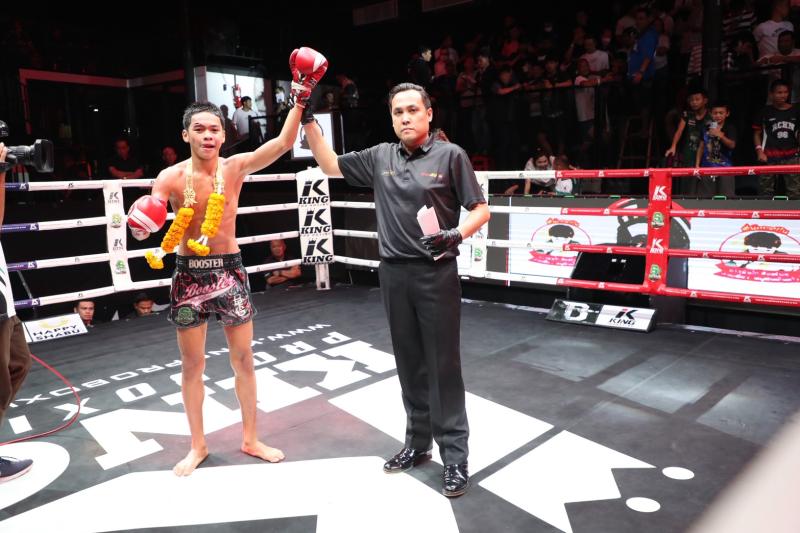 คู่ที่ 5 พิกัด 108 ปอนด์ กิตติโชค ศิษย์ อบต.เพ็ญนภา ...ชนะคะแนน... สิงขร ส.มนต์พิชิต