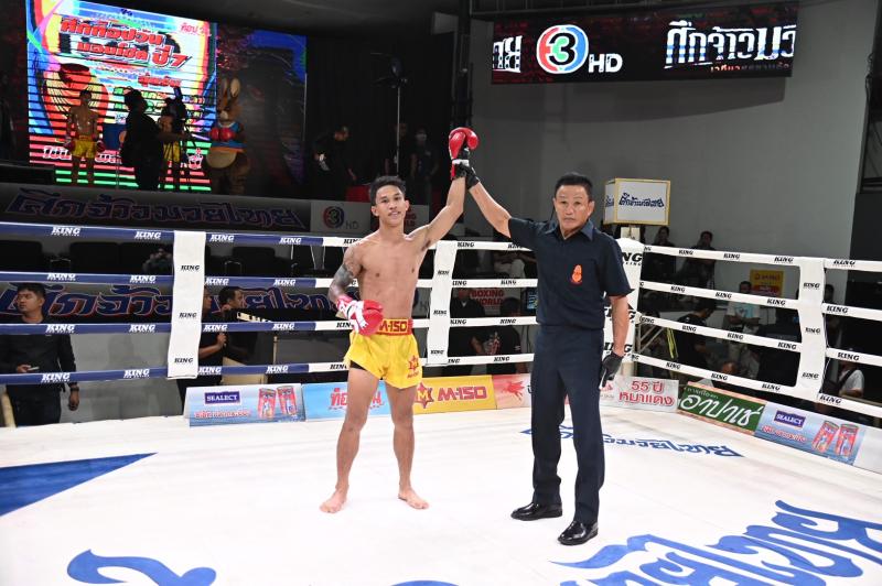 คู่แรก คู่ที่ 1 พิกัด 123 ปอนด์ ราวี เอ็น.เอฟ.ลูกสวน ...ชนะคะแนน... เพชรนาคา ลูกเจ้าแม่สายวารี