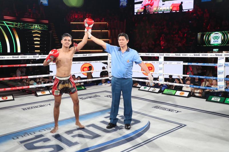 คู่ที่ 3 พิกัด 113 ปอนด์ ปากีสถาน เอราวัณ ...ชนะคะแนน... เหนือธรณี พุฒิประชาชื่น