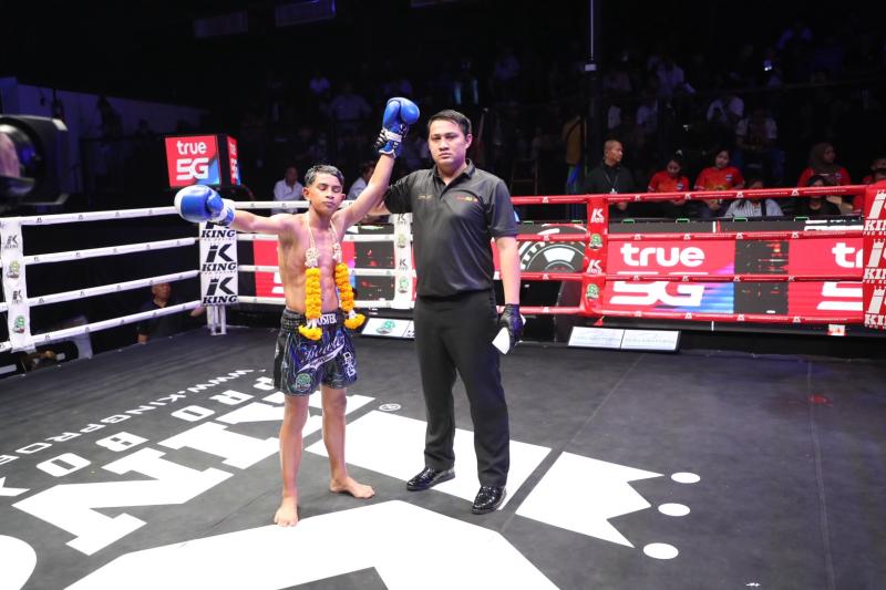 คู่ที่ 3 พิกัด 39 กก. ยอดเพชร ช.ห้าพยัคฆ์ ...แพ้คะแนน... เดอะเล็ก รีโวลูชั่นมวยไทยภูเก็ต