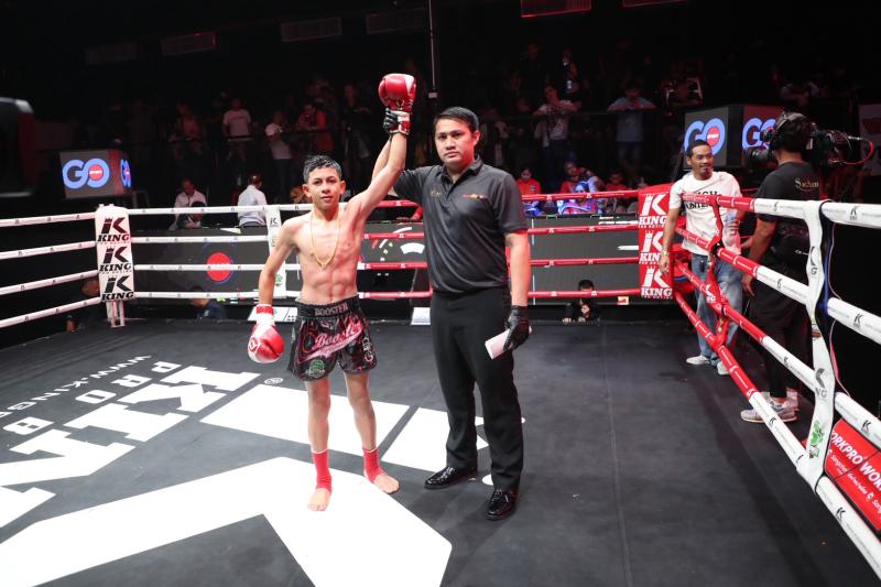 คู่ที่ 7 พิกัด 37.5 กก. นฤนาท ผญ.พรชัยท่าศาลา ...ชนะคะแนน... เจริญศักดิ์ เพชรเอกอะคาเดมี่