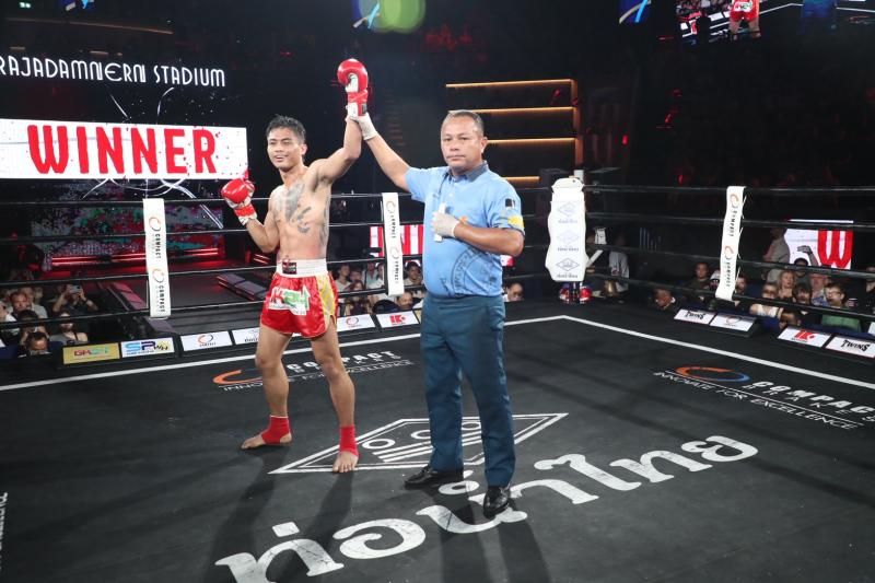 คู่ที่ 4 พิกัด 132 ปอนด์ ชามะนาว ม.ราชภัฏอุบล ...ชนะคะแนน... ปราบศึก ศิษย์แก้วประพล