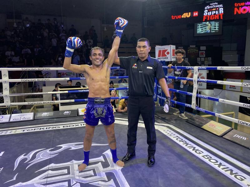 คู่ที่ 3 พิกัด 124 ปอนด์ บีเอ็ม แฟร์เท็กซ์ ...แพ้คะแนน... ลีโอ แฟมิลี่มวยไทย