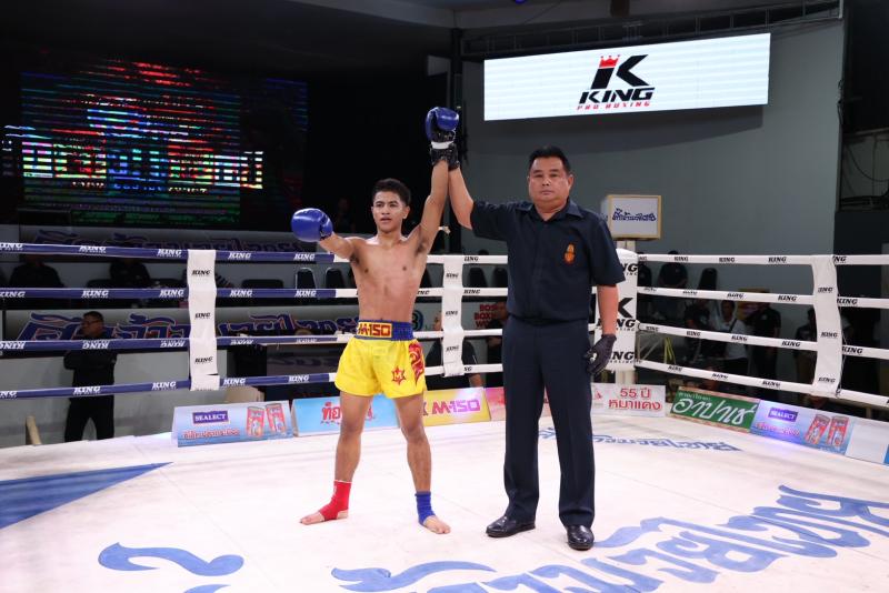 คู่ที่ 3 พิกัด 117 ปอนด์ ทันเทพ ส.นฤมล ...แพ้น็อกยก 4... เพชรเอก สิงห์คลองหลวง