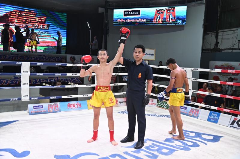 คู่แรก คู่ที่ 1 พิกัด 101 ปอนด์ เพชรเอกน้อย สะพานเคียนยิม ...ชนะน็อกยก 5... เดชอัศวิน ว.เวียงสระ