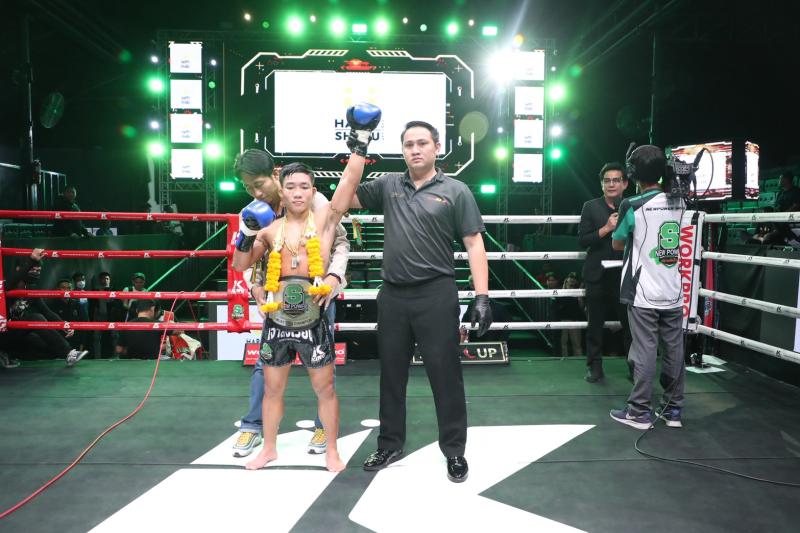 คู่ที่ 3 พิกัด 102 ปอนด์ เพชรชัยนาท เพชรสีทองยิมส์ ...แพ้น็อกยก 2... สยบเพชร ศ.ศศิวัฒน์