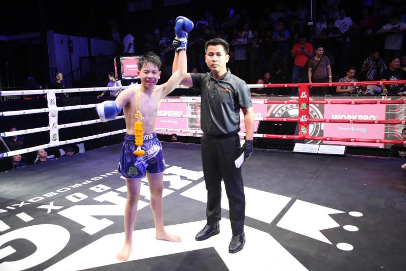 คู่ที่ 6 พิกัด 102 ปอนด์ สมิงดำ ที.เอ็น.มวยไทย ...แพ้คะแนน... ปูนปั้น สก.เอกกวิน