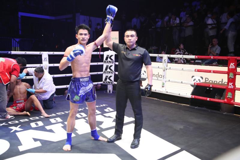 คู่ที่ 4  พิกัด 127 ปอนด์ กล้าศึก ส.สมาคม ...แพ้น็อกยก 3... เพชรเรณู เกียรติธงยศ