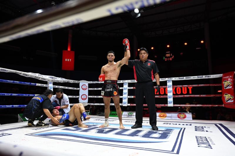 คู่ที่ 3 พิกัด 158.5 ปอนด์ สเตฟาน ภูเก็ตไฟต์คลับ ...ชนะน็อกยก 2... เจียง ศ.เดชดำรง