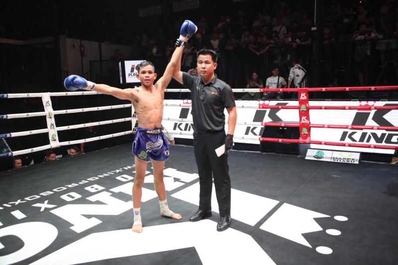 คู่ที่ 5 พิกัด 44 กก. เสือเพชร ส.พรชาญชัย ...แพ้คะแนน... ตะกรุดโทนน้อย ศ.ตะกรุดโทน