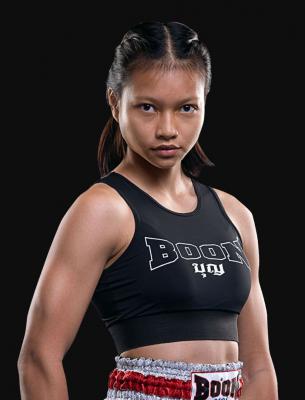 ซุปเปอร์เกิร์ล จรูญศักดิ์มวยไทย