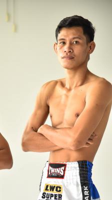 บุน โสเธีย
