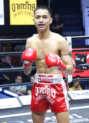 เป็นหนึ่ง แป๊ะมีนบุรี