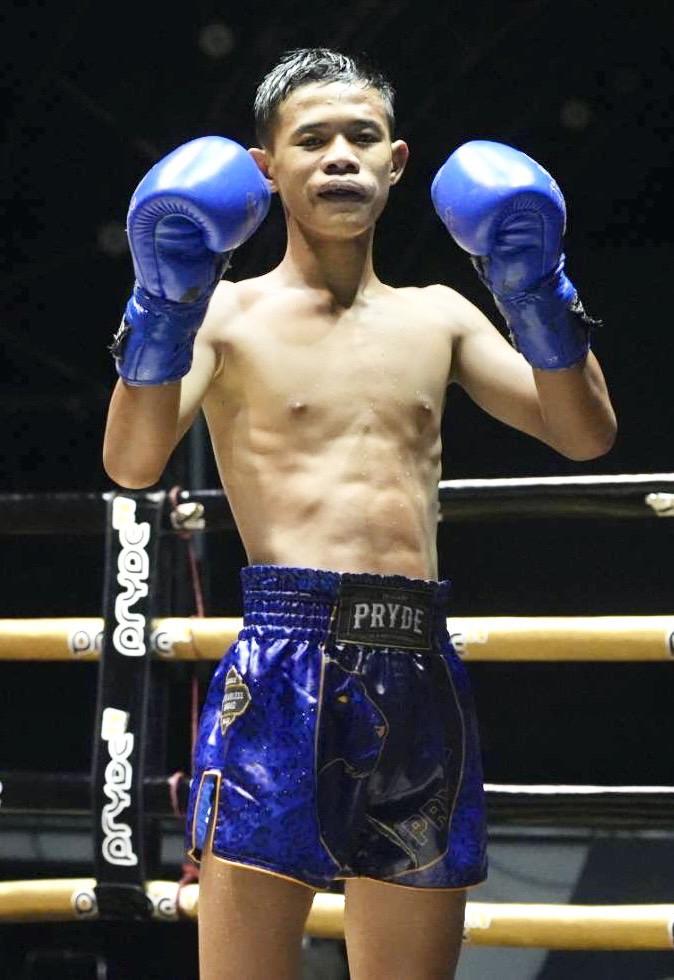 เพชรขุนศึก ศิษย์ ท.กาฬสินธุ์