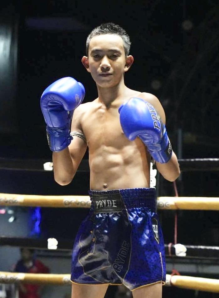 ตะเกียบเหล็ก ร.ร.ธรรมศาสตร์คลองหลวง
