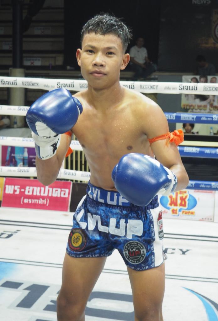 เพชรมั่งมี ป.ท่าช้าง