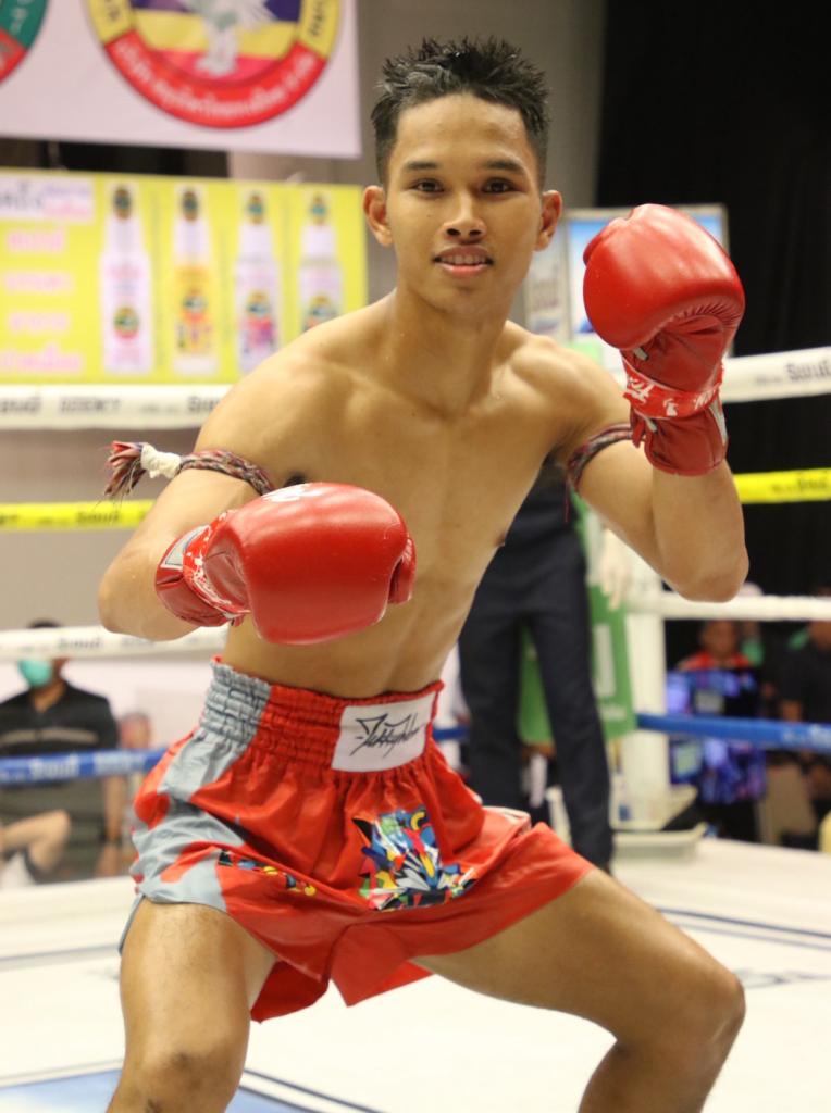แสงตะวัน ส.พงษ์อมร