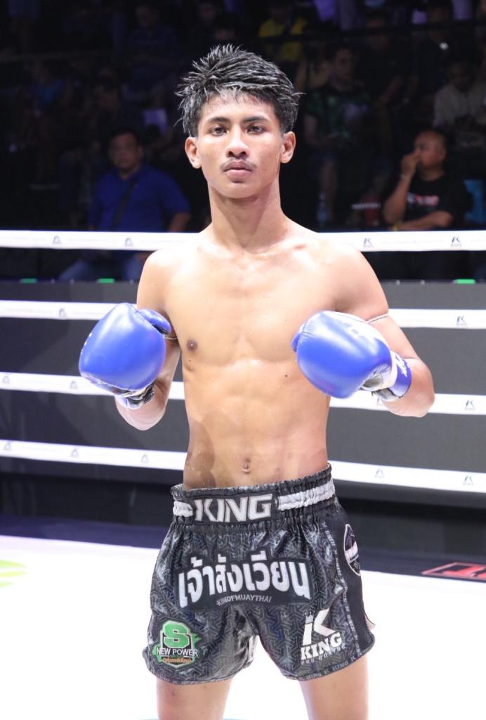 วันเผด็จ เกียรติเขาน้อย