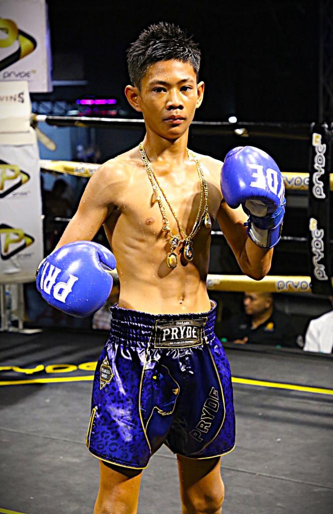 กังวาลเล็ก ก.วุฒิชัย