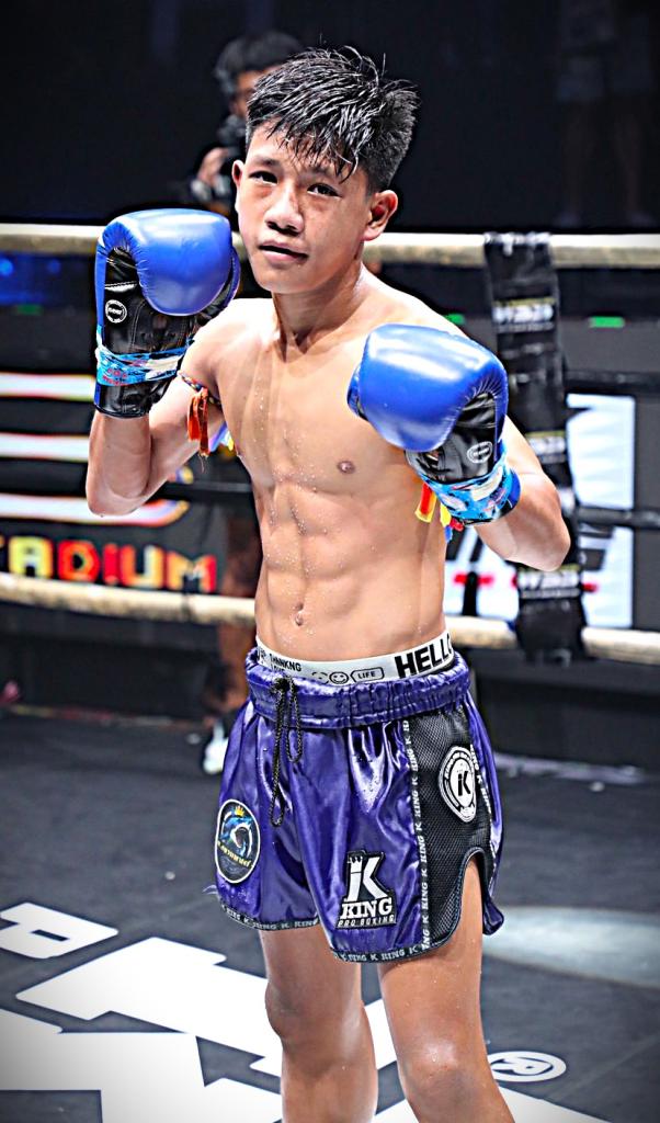 เพชรพันล้าน เกียรติทอฝัน