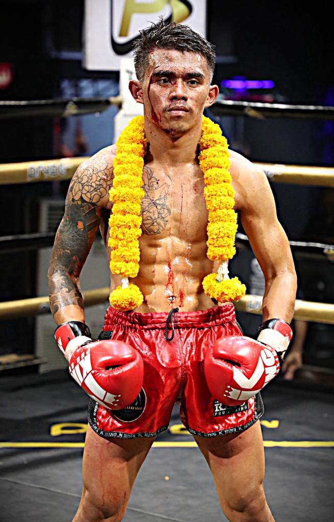 กางเขนดง ศิษย์ช่างแดง