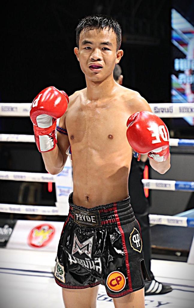 เพชรสุวรรณ ศิษย์อ๊อดพิบูล