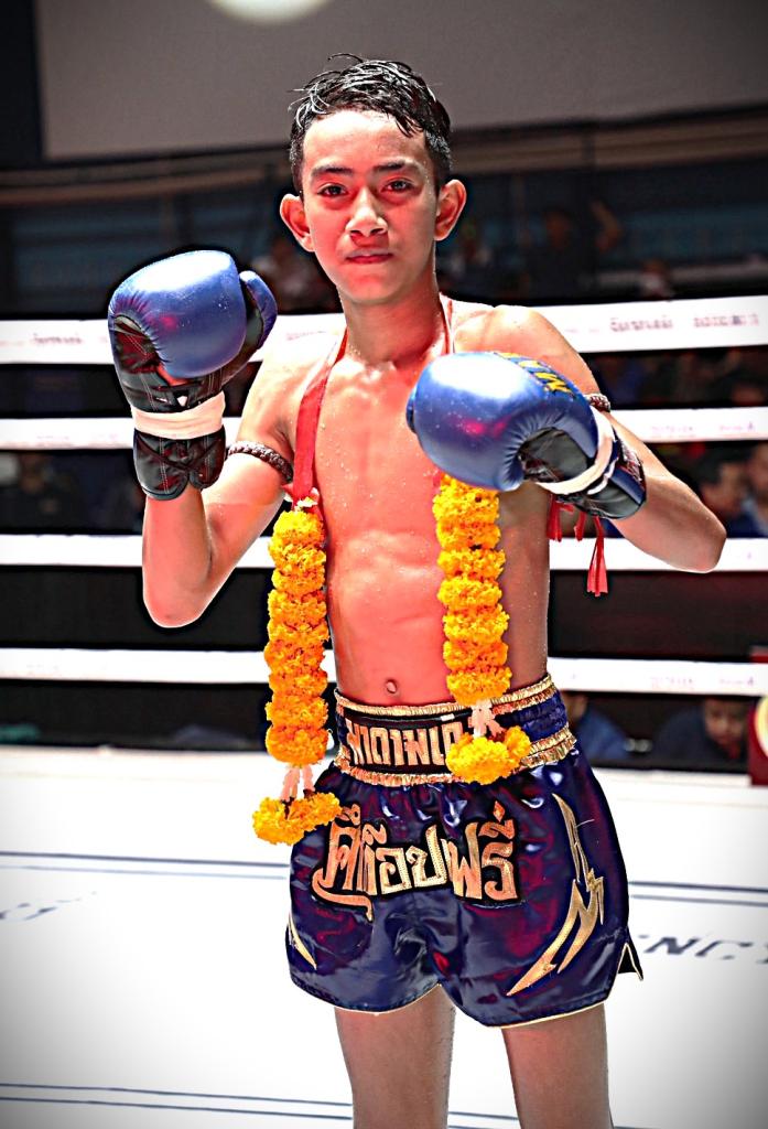 ตะเกียบเหล็ก แดงรถดี