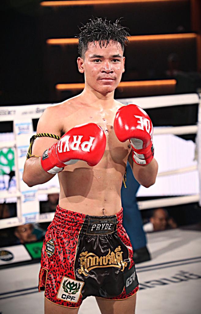 พีระพัฒน์ ซี.เค.มวยไทยยิม