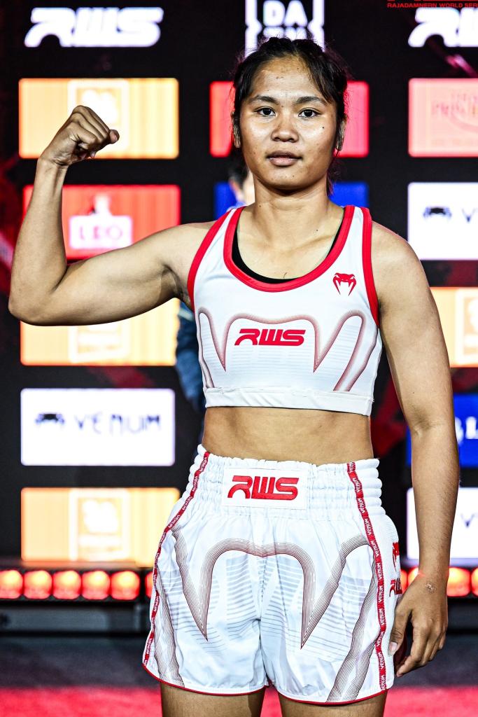 ว่านไฟ เกียรตินิรันดร์ ว่านไฟ เกียรตินิรันดร์