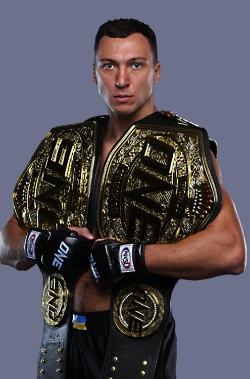 โรมัน เคร็กเคลีย