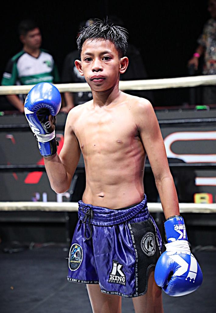 มาวิน มวยหูทวีศักดิ์เล็ก