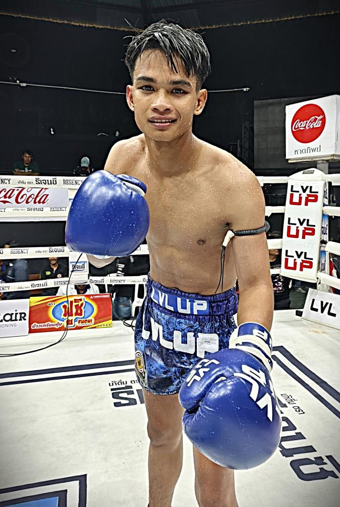 เพชรดำ สิงห์ศาลายา