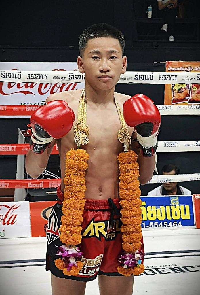 เพชรหมื่นล้าน ศิษย์ อ.เทวา